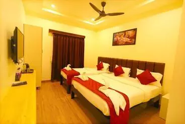 ホテル Vijaya Grand