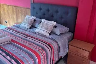 Huoneistohotelli Hostal Casona Del Mar