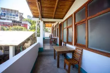 هتل Y Rest. Las Cristalinas