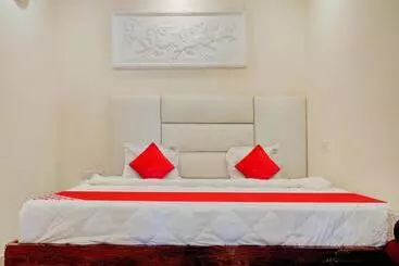 Hotel Oyo Flagship 70371  Mystic