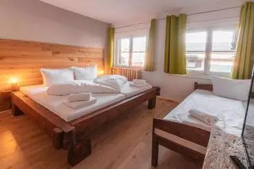 Pensjonat Hostel   Ron`s Guesthouse
