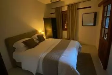 Bed and Breakfast Galinicafe22 Suites