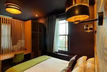ホテル Lough Rooms At The Artisan
