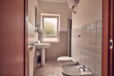 צימר Travelershome Ciampino 170 Station Street