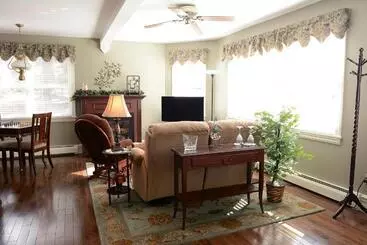 Andon Reid Inn Bed & Breakfast