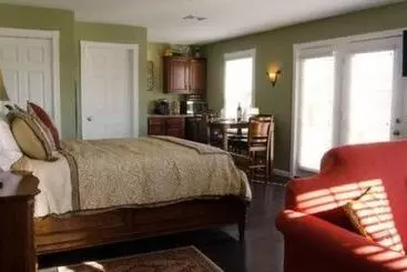 Hertzog Homestead Bed & Breakfast