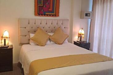 酒店 Real Excelencia