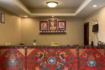 هتل Yarlung