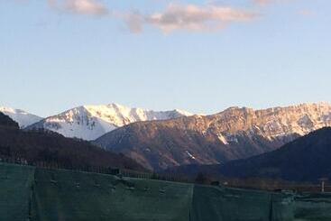 민박 Chambres D Hôtes Des Bauges Route 26 57