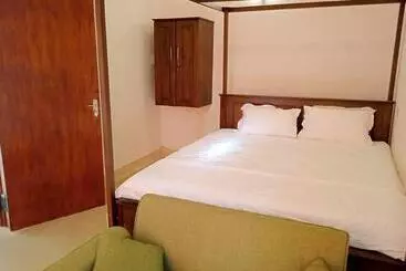 Majatalo Heaven Thalalla  4bhk Superior Villa With Private Pool And Inside Apartments
