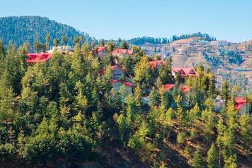 Hotel Kvr Clarks Inn, Kufri