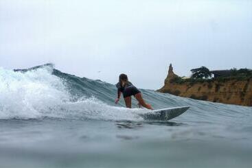 Pension Balsa Surf Camp By Rotamundos