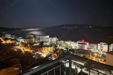 Joanna Suites