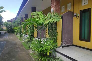 Oyo 90547 Pondok Saren Anyar