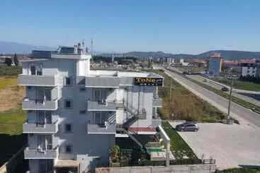 Tone Otel