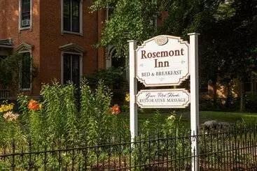 مبيت وإفطار Rosemont Inn