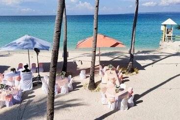 Hotell Marlins Beach Resort