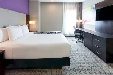 هتل La Quinta By Wyndham Tegucigalpa