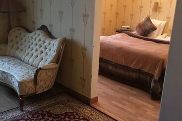 בית מלון כפרי L Lacko