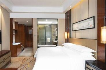 Hotel Sheraton Langfang Chaobai River