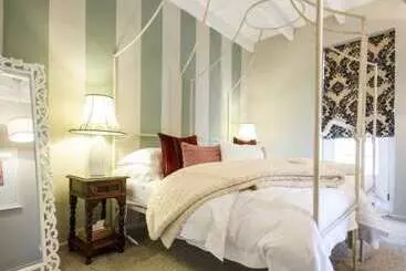 Отель Augusta De Mist Country House