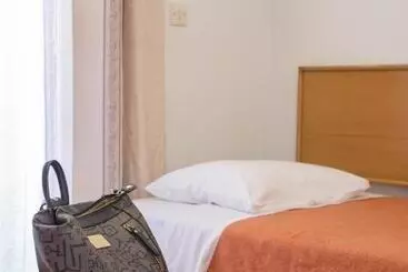 Erato Studios & Apartments