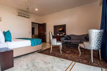 Hotel Africa Avenue South Ex