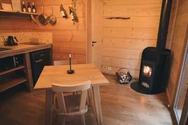 Bed and Breakfast Les Cabanes Du Val De Loue Hébergements Atypiques Tout Confort