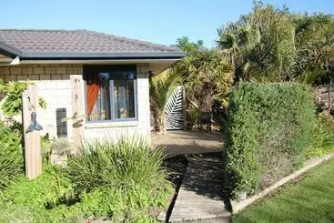 ペンション The Red Hen And Dog