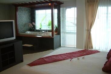 Hotel Hua Hin Avenue