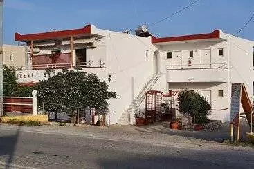 아파트 Irene Studios