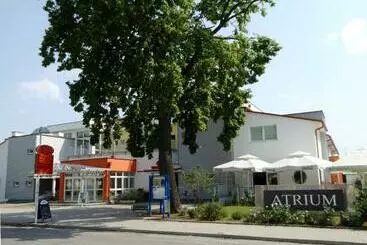 ペンション Atrium Gästezimmer Und Restaurant   Hohenau An Der March