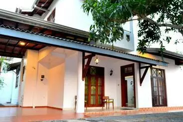 Majatalo Sobaya Residence