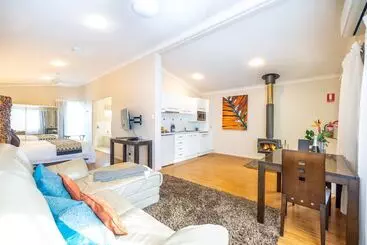 Bed and Breakfast Camelot Boutique Accommodation