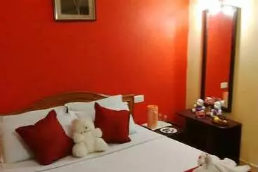 Hotel La Flora Amberley Resort