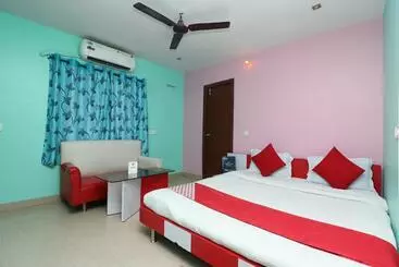 Hotel O Maruti Lodging