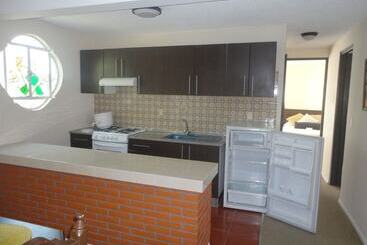 هتل Villas De La Montana