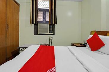 Hotell Flagship Sp Residency Near Sarita Vihar Metro Station