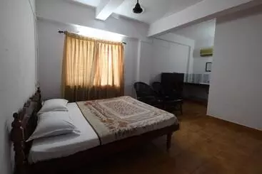 Dubai Hotel & Restaurant Kumarakom