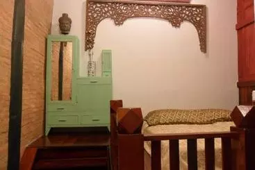 Ayutthaya Bouchic Hostel