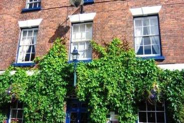 민박 Linden Guest House