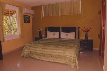 Hotelli Los Cedros Uayamon