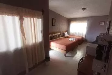 Hotel Tres Flores