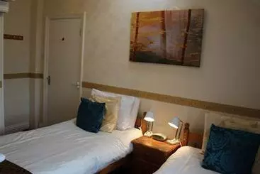 Пансион The Douglas Guest House