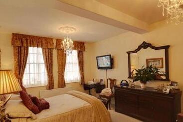 بنسيون Saltcote Place