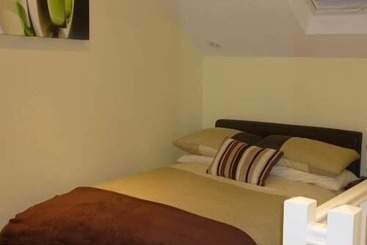 Orchard Cottage Bed And Breakfast