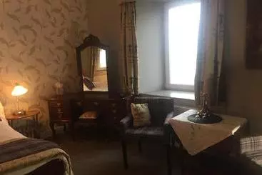 פנסיון The Auld Cairn