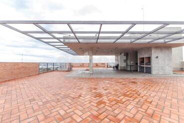 هتل Chic And Comfy Loft With Bbq Terrace And Balcony