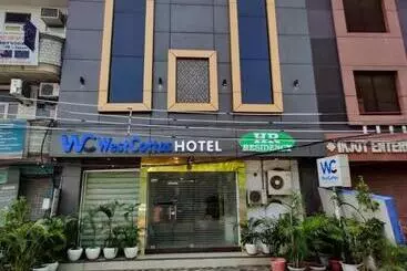 West Cottas Hotel    Couples, Family, Corporate Favorite In Heart Of Jalandhar