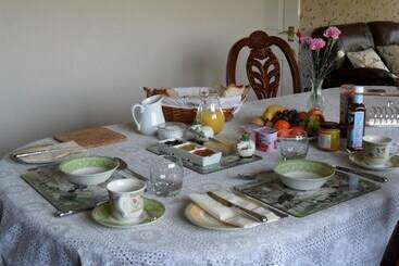 Higher Chapel Farm Bed & Breakfast
